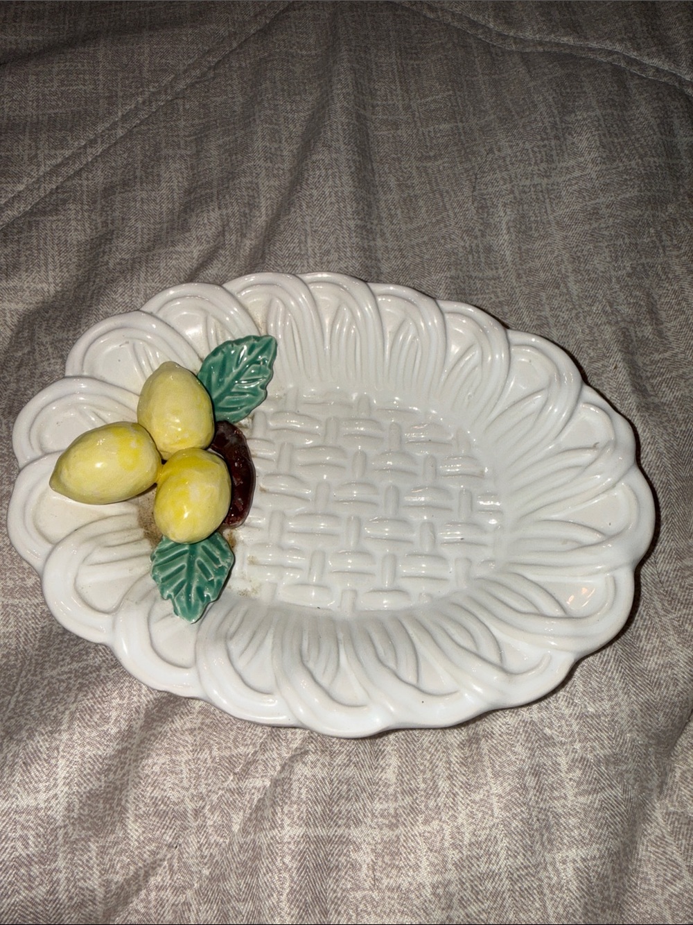 Vintage Trompe L'oeil Ceramic Lemon Basketweave Soap Trinket Dish Jay Willfred